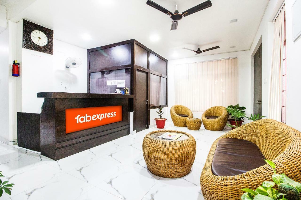 Fabexpress Tranquil Inn Gomti Nagar ลัคเนา ภายนอก รูปภาพ